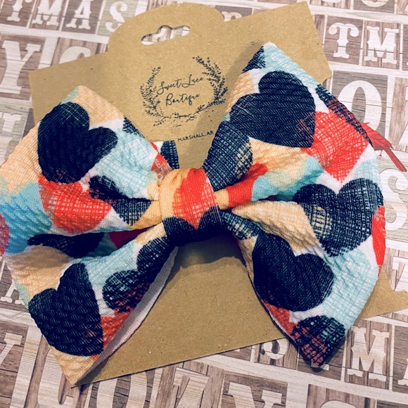 Fabric hair bows - Picture 3 of 5
